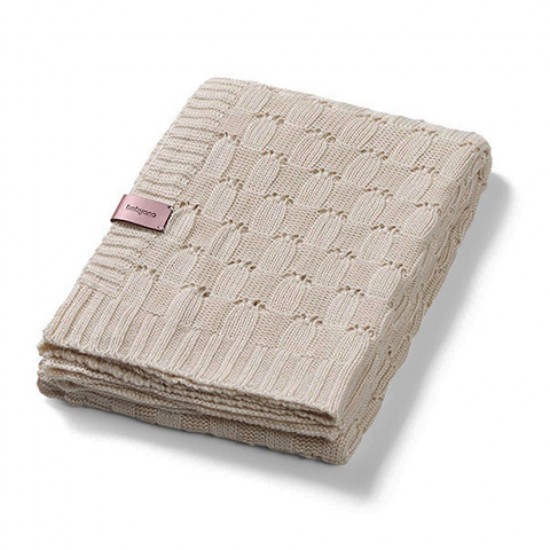 Adīta bambusa sedziņa 75x100 cm BabyOno 1479/03 beige Adīta bambusa sedziņa 75x100 cm BabyOno 1479/03 beige
