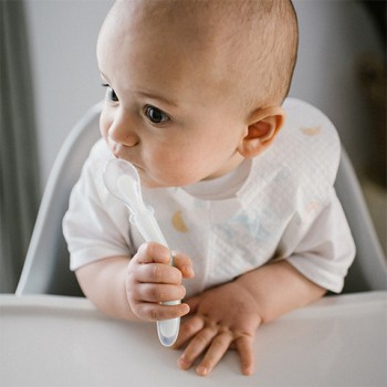 Elastīga silikona karote BabyOno 785/02 mint Elastīga silikona karote BabyOno 785/02 mint