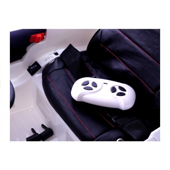 Mašīna ar akumulatoru BBH-958 white (2915) Akcija