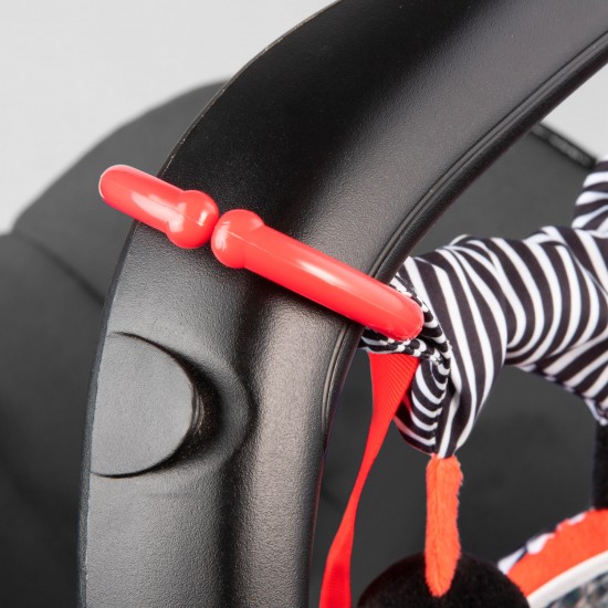 Piekaramā rotaļlieta ratiņiem/autosēdeklim Canpol 68/071 red Piekaramā rotaļlieta ratiņiem/autosēdeklim Canpol 68/071 red